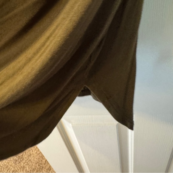 Anthropologie Bordeaux Deep Olive V-Neck Short Sleeve Top - Picture 6 of 6